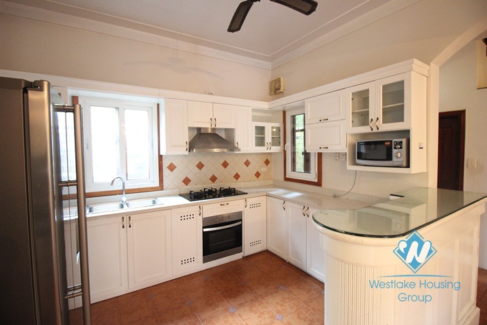 House for rent in Tay Ho district, Ha Noi, Near westlake